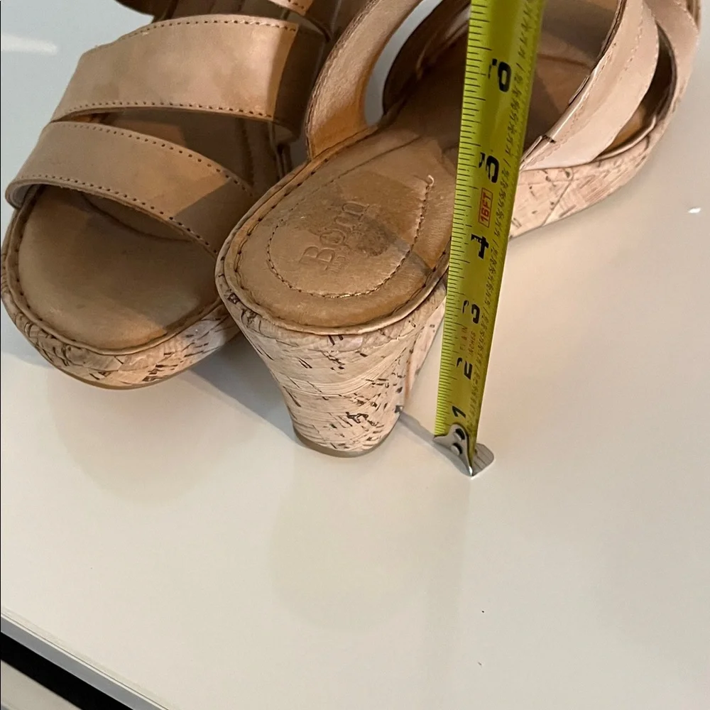 Born Tan Leather Wedge Sandals Size‎ 11 M